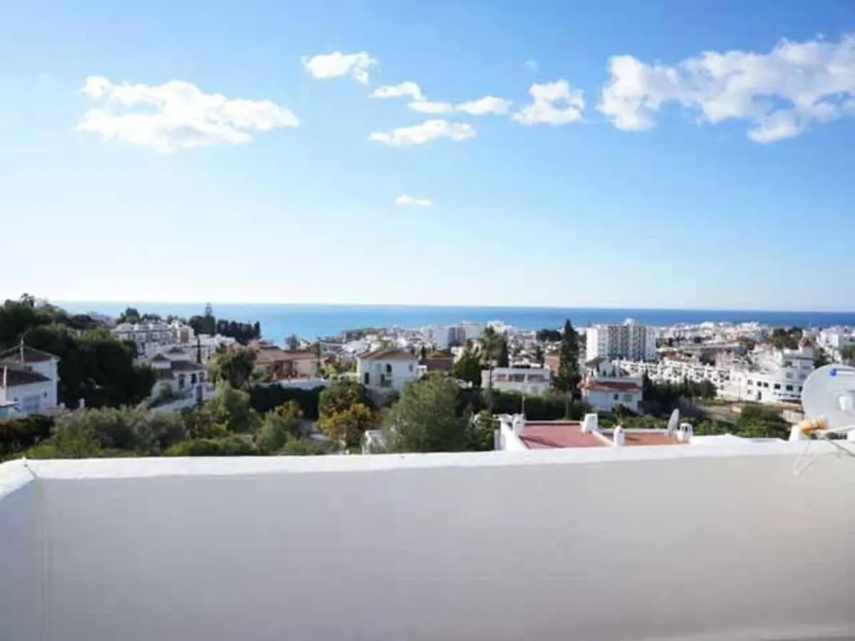 Paraiso Blanco Nerja Spain